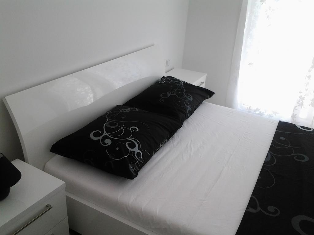 פרימוסטן Apartments Govic חדר תמונה