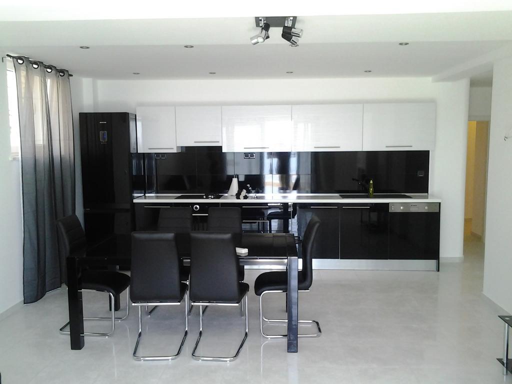 פרימוסטן Apartments Govic חדר תמונה